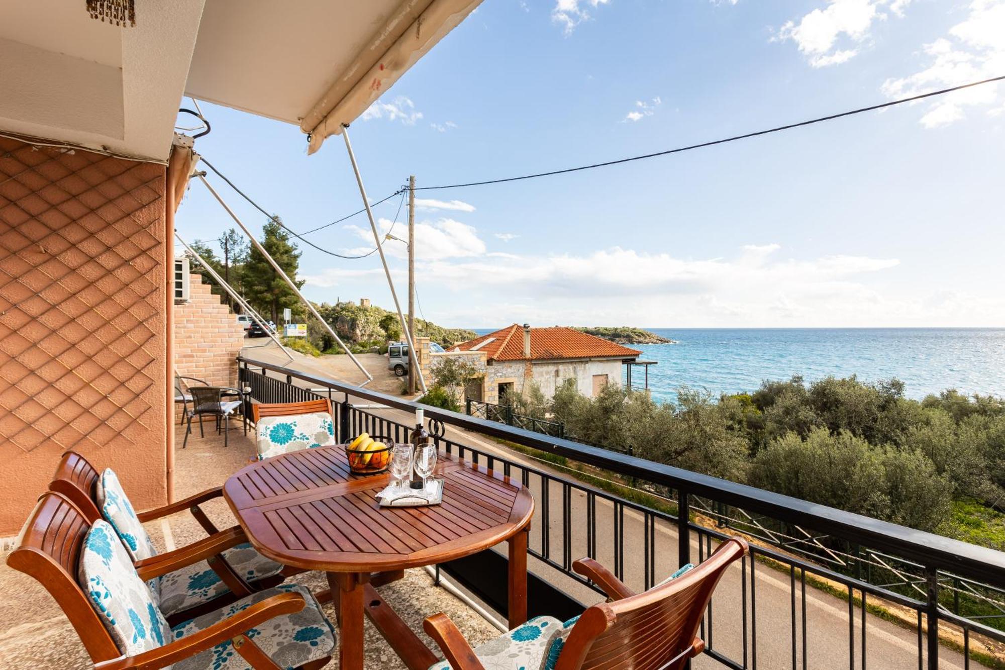 Sunset Serenity - Kardamili Seaside Getaway Extérieur photo